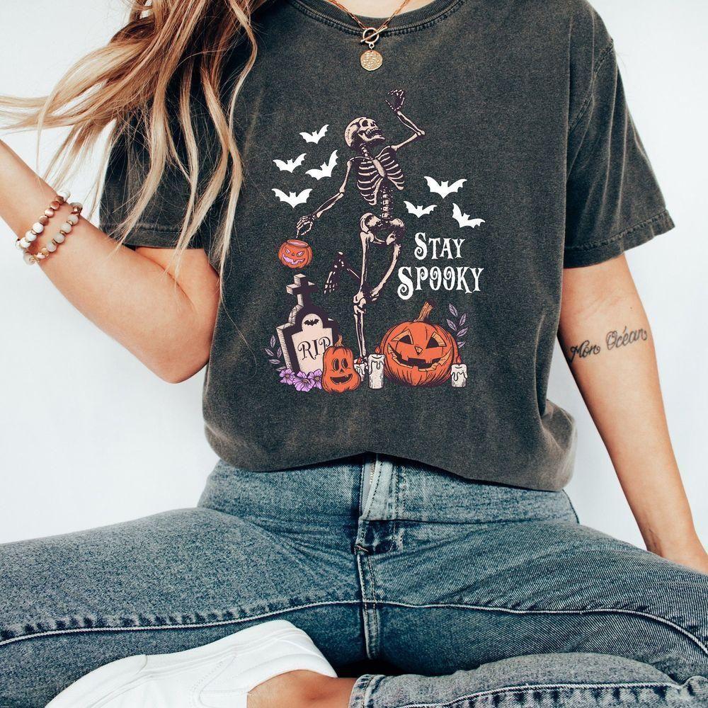 Retro Stay Spooky Vuitino Shirt